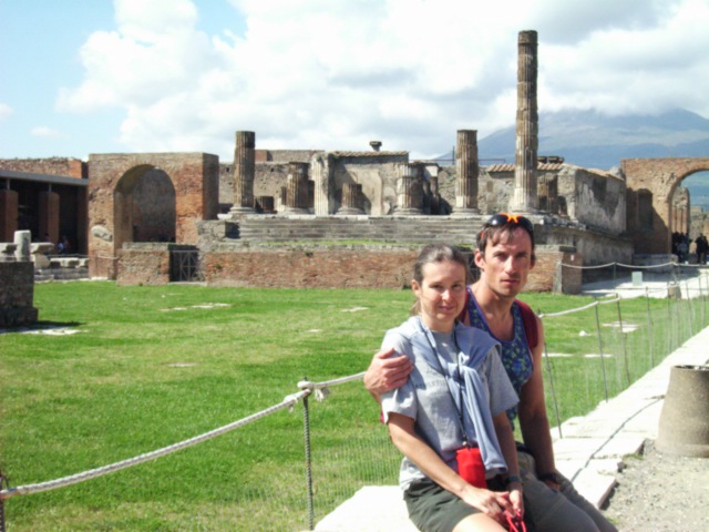 Dan & Monika
      in Pompei